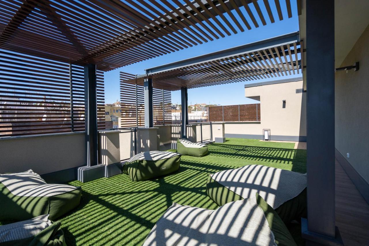 Aurealiving - Trastevere Suite With Rooftop & Gym, Your Place In Rzym Zewnętrze zdjęcie