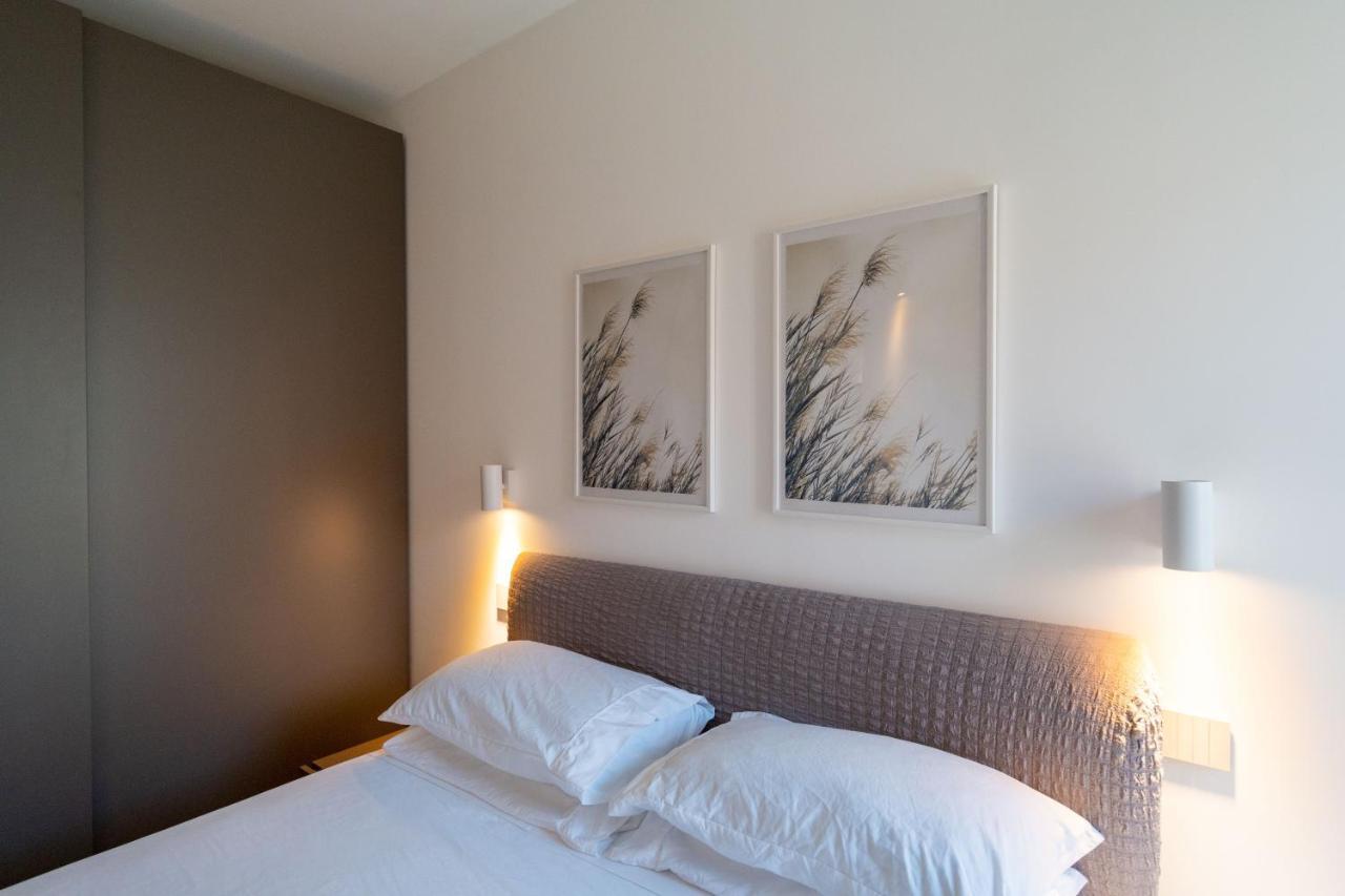 Aurealiving - Trastevere Suite With Rooftop & Gym, Your Place In Rzym Zewnętrze zdjęcie